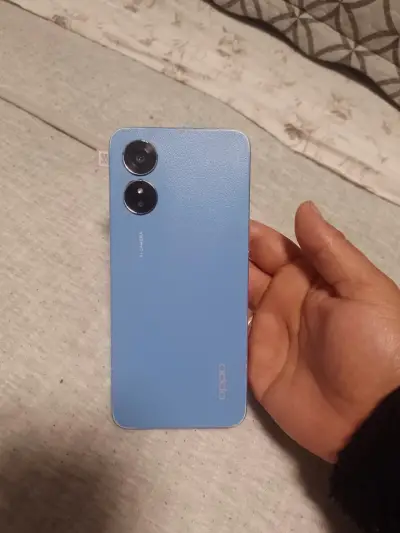 Smartphone Oppo A17 azul en buen estado - miniatura 2