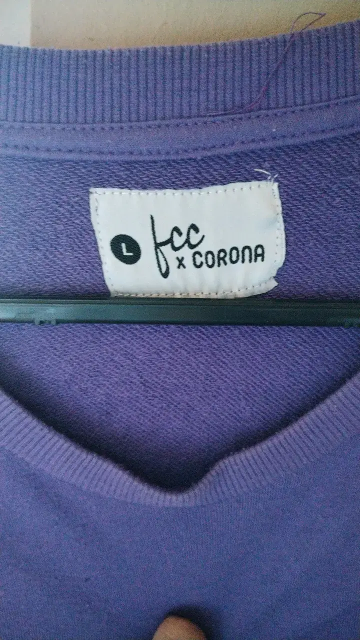 Polerón FCC x Corona azul con diseño Authentic - 3