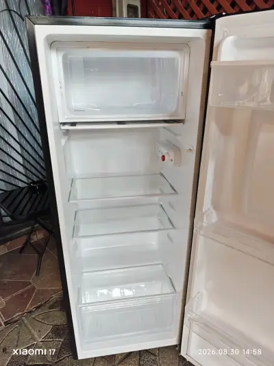 Refrigerador Libero con dispensador de agua - miniatura 4