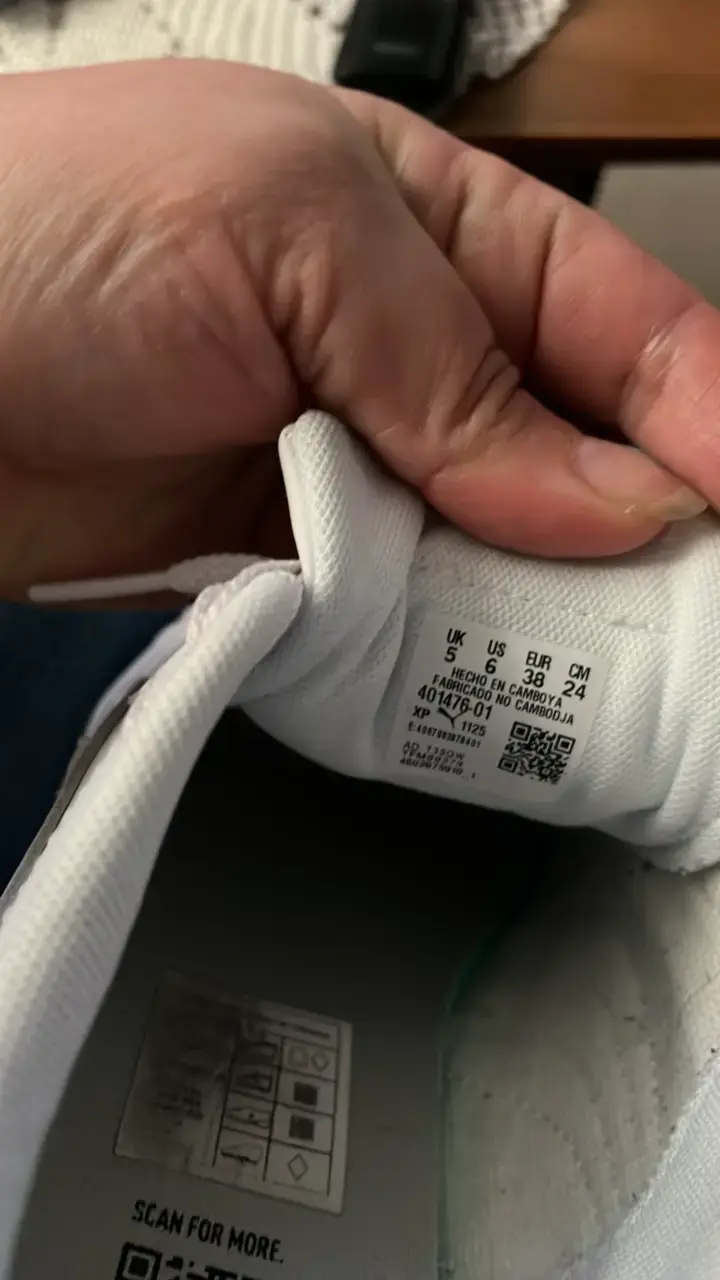 Zapatillas blancas Puma modelo Carina 2.0 - 3