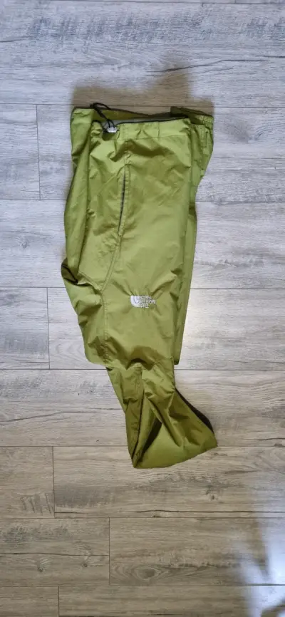 Chaqueta mujer impermeable verde The North Face - miniatura 2