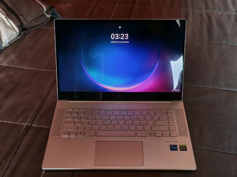 Laptop HP Envy 4K Oled - 1