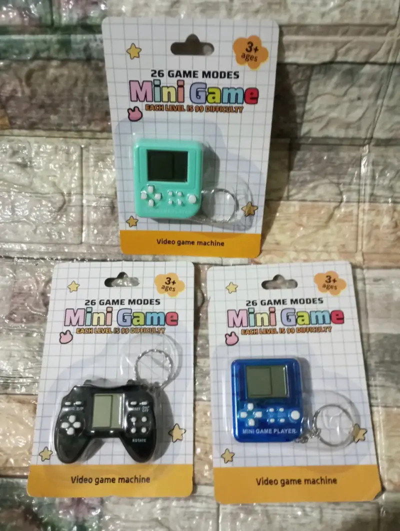 Mini consola de juegos portátil con 26 modos