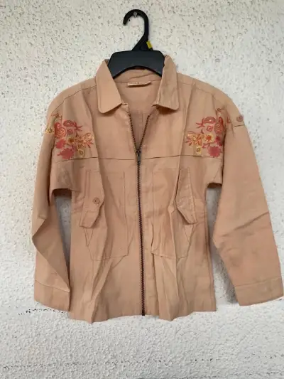 Chaqueta beige bordada Hush Puppies para mujer - miniatura 2
