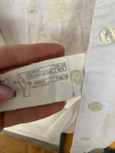 Blusa blanca bordada de mujer talla 10 - miniatura 3