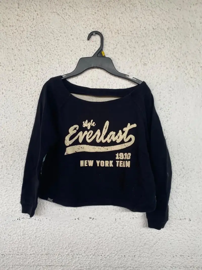 Polerón Everlast negro estilo New York Team