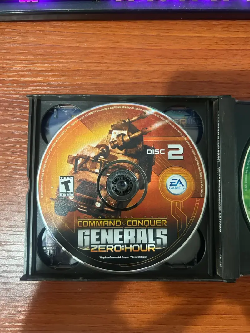 Juego PC Command & Conquer Generals Deluxe Edition - 4