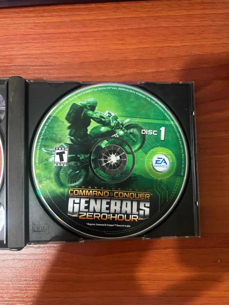 Juego PC Command & Conquer Generals Deluxe Edition - 5