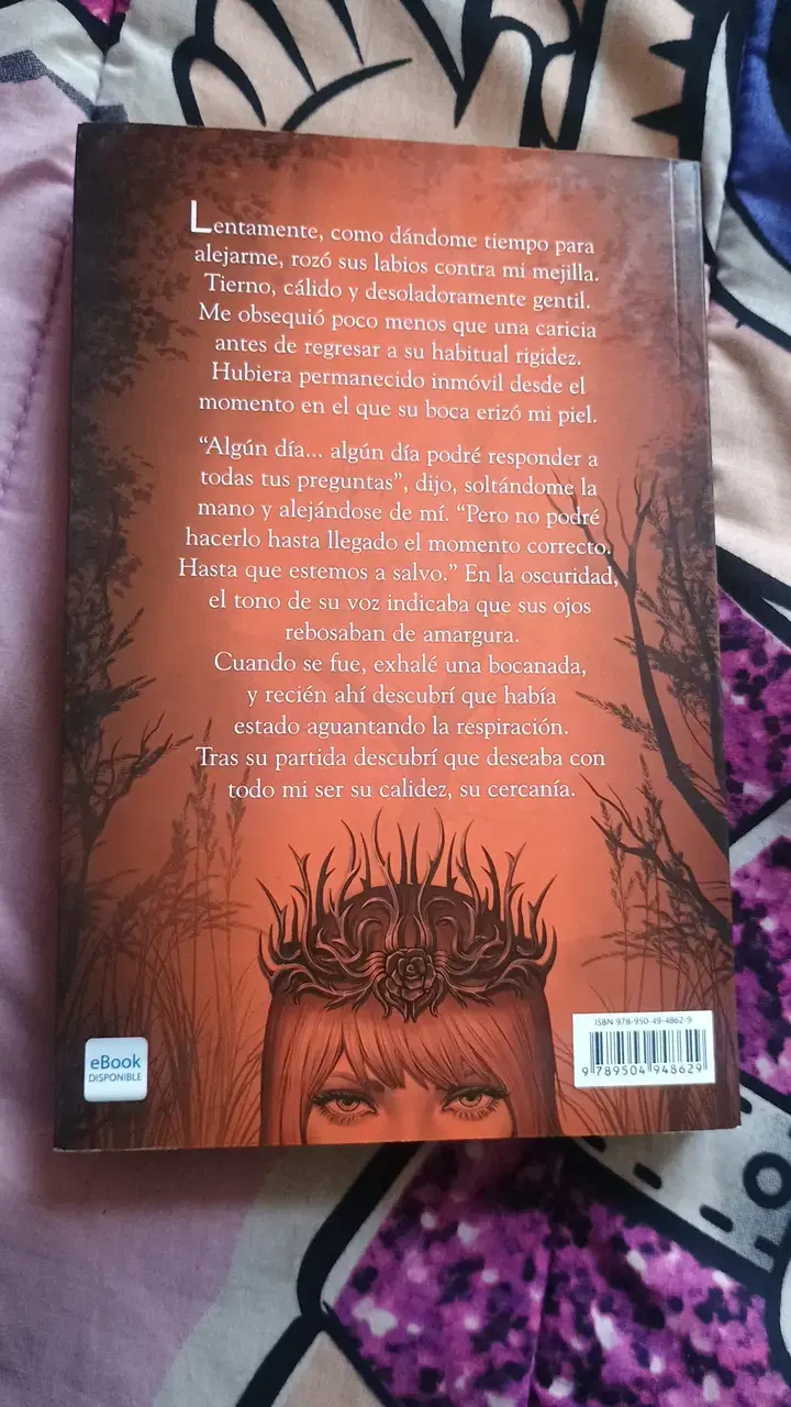Libro 'Una Corte de Rosas y Espinas' - Sarah J. Ma - 2