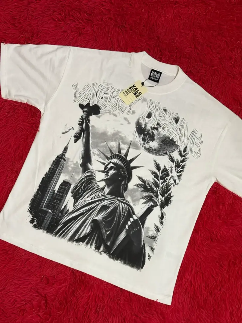 Polera negra Valley Dreams diseño gráfico - 6