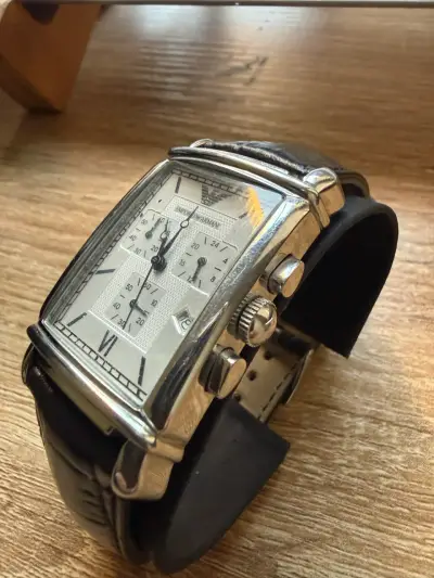 Reloj Emporio Armani de Cuero Negro para Hombre - miniatura 4
