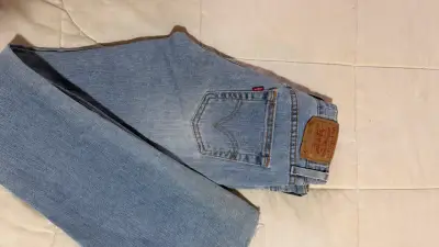 Jeans Levi's azul claro para mujer - miniatura 1