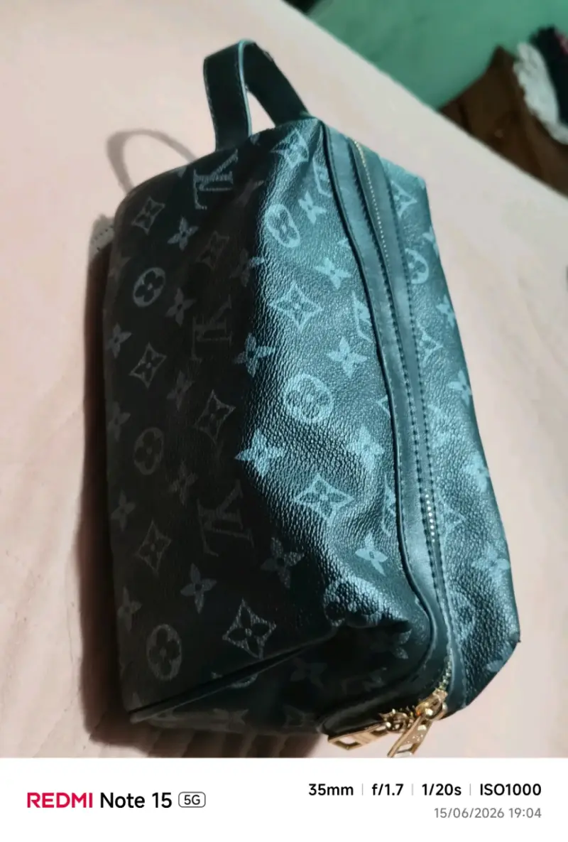Neceser de viaje Louis Vuitton monograma - 1
