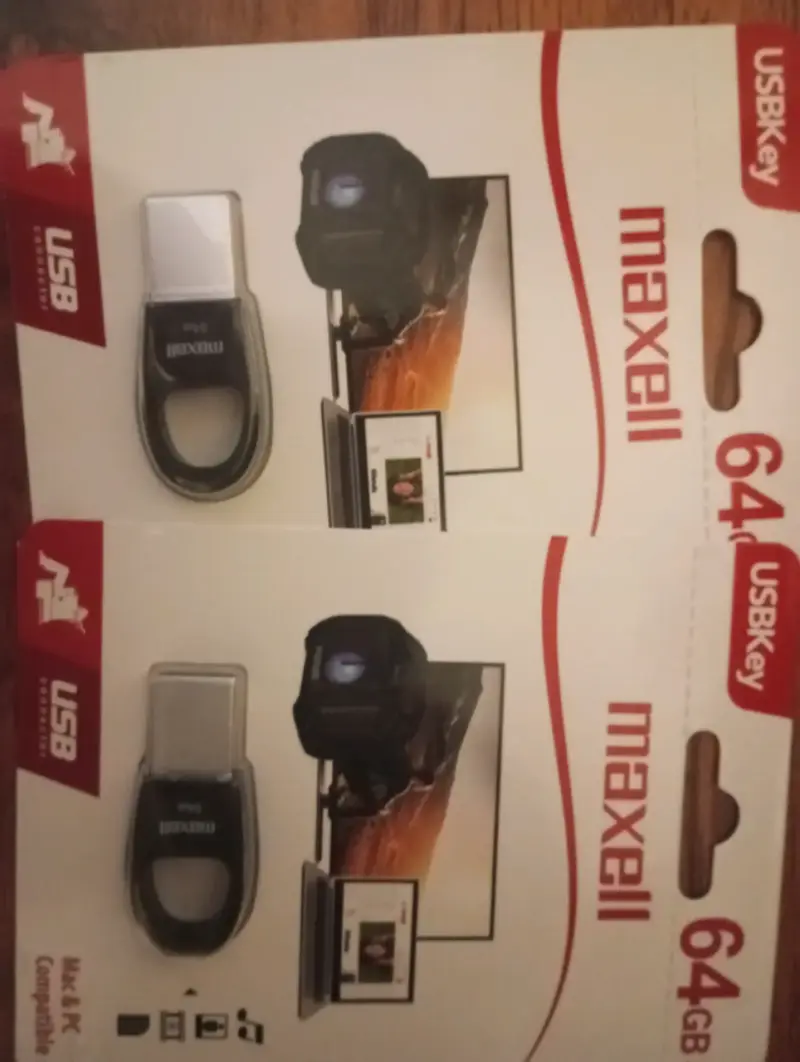 Pendrive Maxell 64GB USB 2.0 - 1