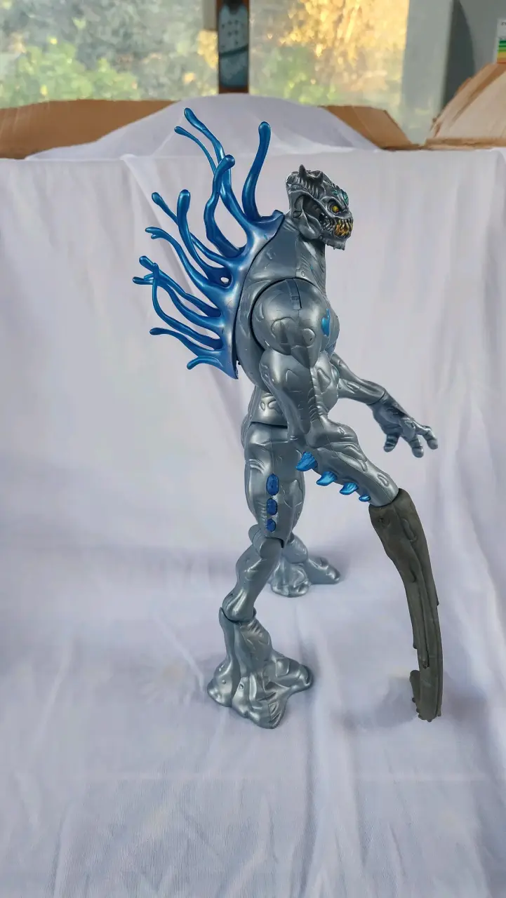 Elementor de agua Max Steel 2004 - 2