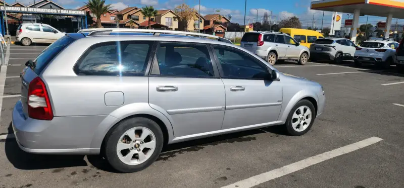 Chevrolet Optra Station Wagon 2012 en buen estado - 5