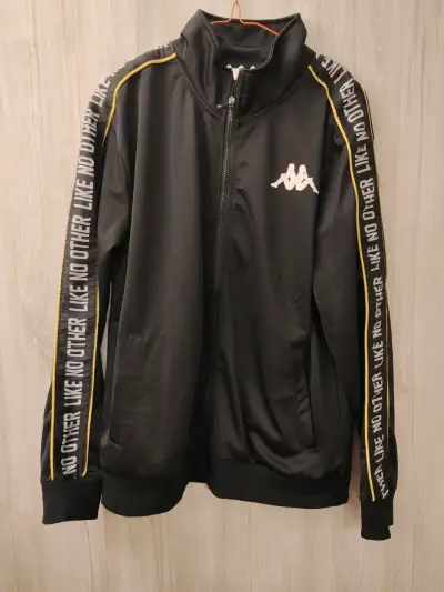 Chaqueta deportiva negra Kappa talla M - miniatura 1