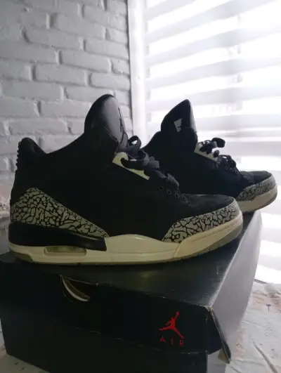 Zapatillas deportivas negras Air Jordan 3 - miniatura 1