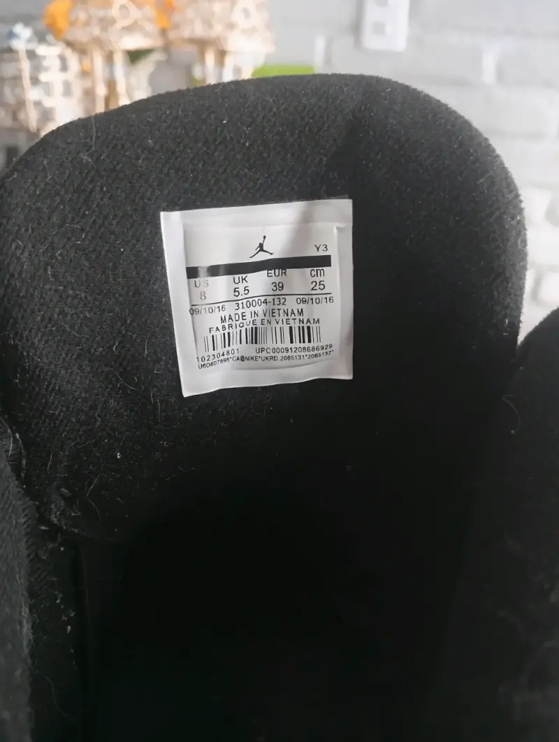 Zapatillas deportivas negras Air Jordan 3 - 2