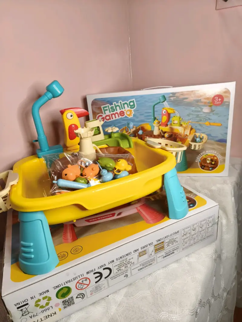 Juego de Pesca para Niños con Agua y Luces