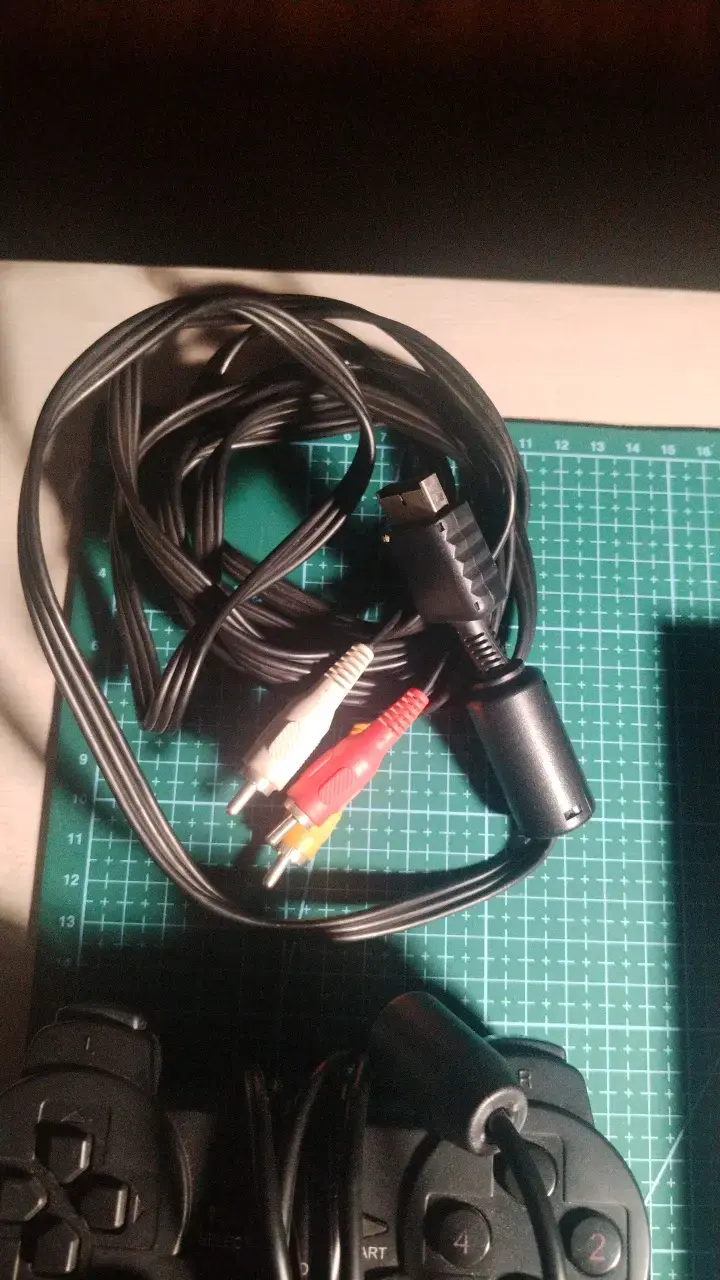 Consola Sony PlayStation 2 Slim con accesorios - 5