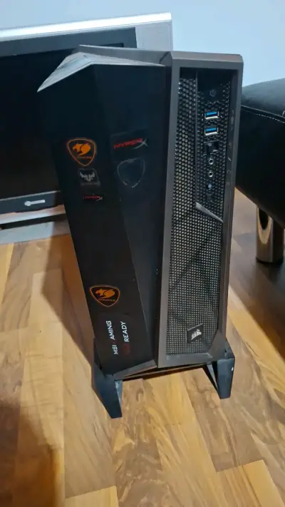 PC Gamer MSI con carcasa Corsair - miniatura 1