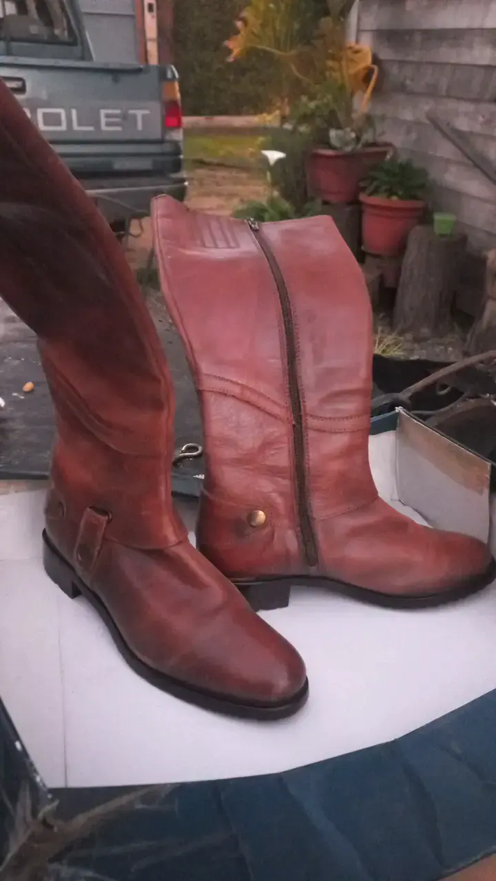 Botas de cuero marrón con cierre lateral - 2