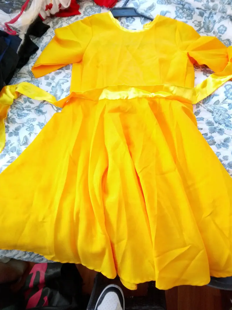 Vestido amarillo de manga corta para niña - 2