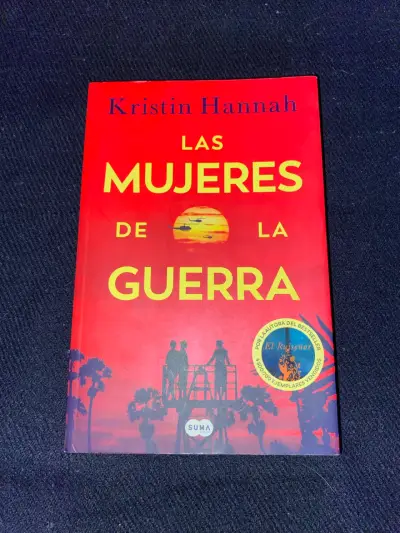Libro 'Las Mujeres de la Guerra' de Kristin Hannah - miniatura 1