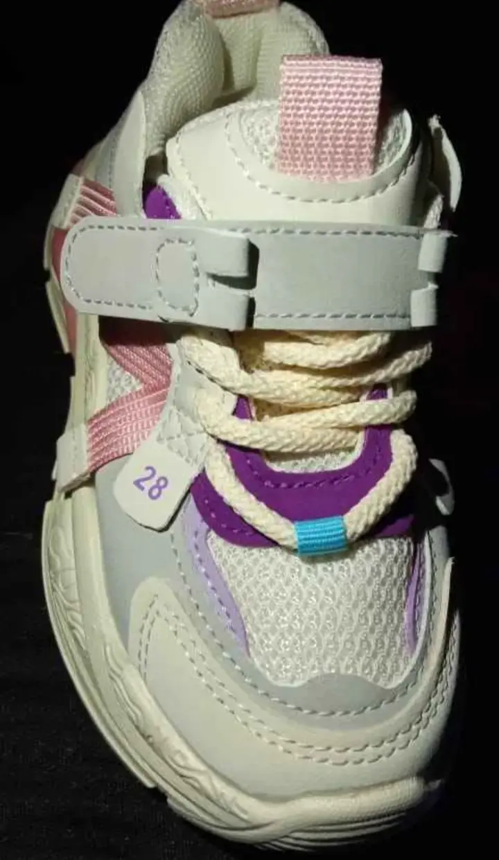 Zapatillas deportivas infantiles coloridas talla 28 - 1