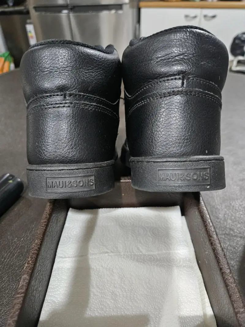 Zapatillas negras de cuero Maui & Sons para hombre - 2