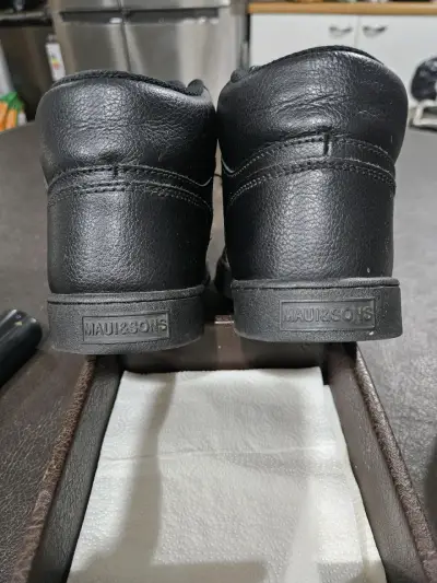 Zapatillas negras de cuero Maui & Sons para hombre - miniatura 2