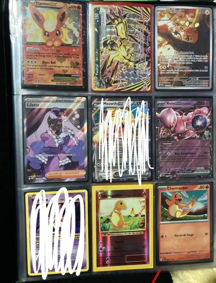 Colección de cartas Pokémon raras y holográficas - 1