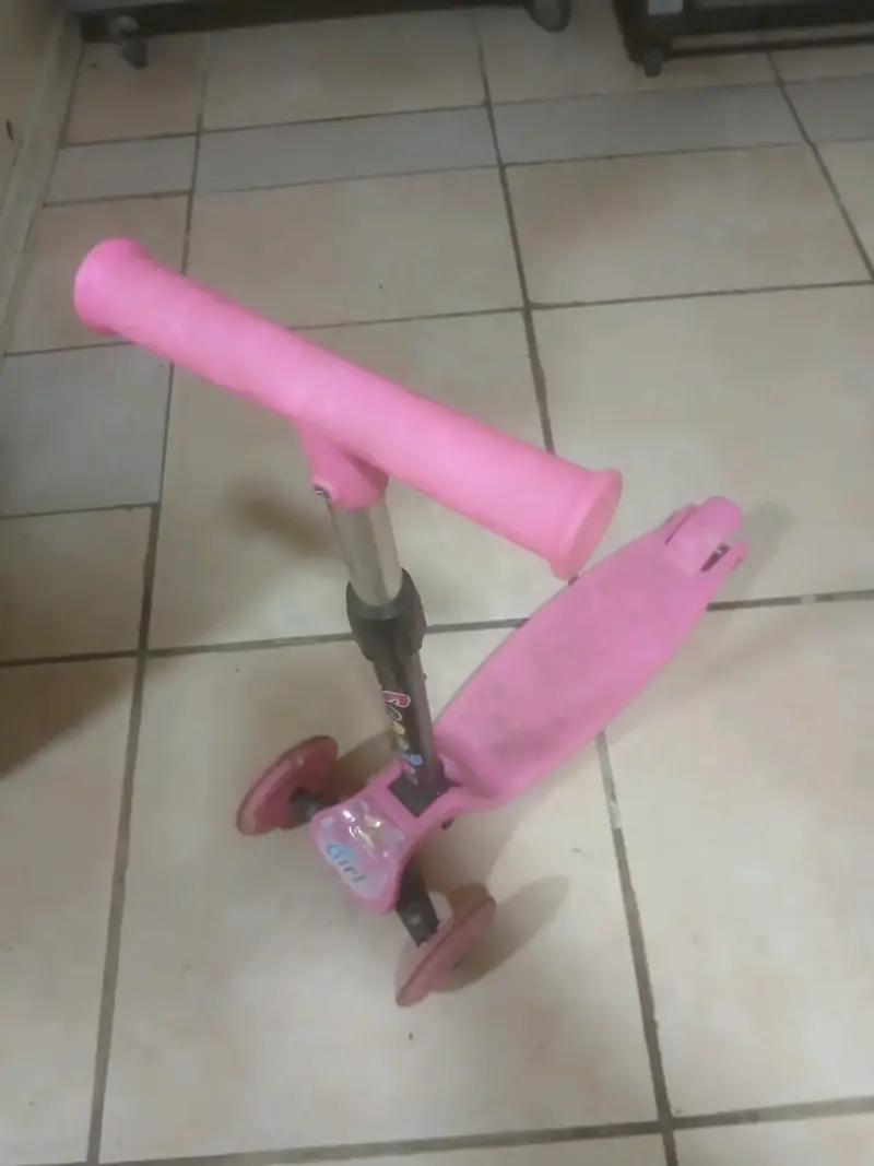 Scooter infantil rosa para niñas - 2