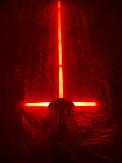 Sable de luz LED rojo estilo cruz - miniatura 3