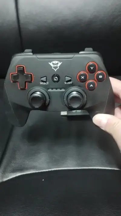 Control inalámbrico para videojuegos Trust GXT - miniatura 1