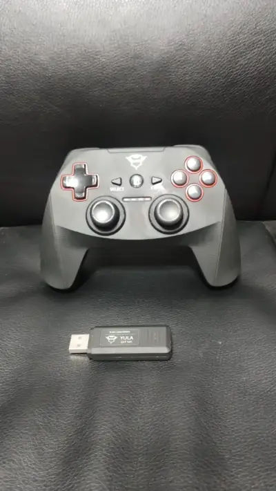 Control inalámbrico para videojuegos Trust GXT - miniatura 2