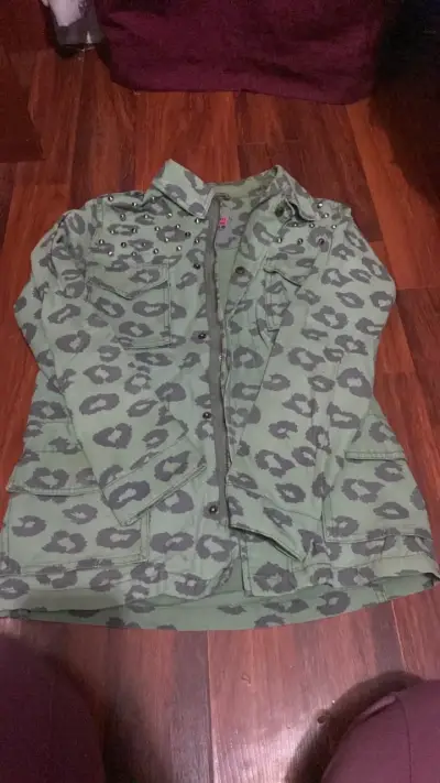 Chaquetas, Polerones Y buso - miniatura 6