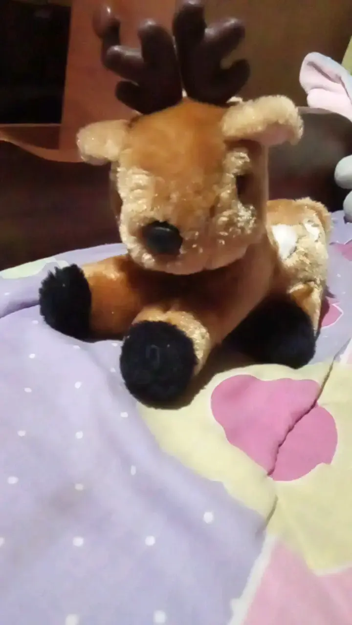 Peluche de reno suave y adorable - 3