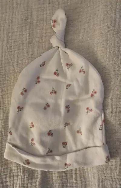 Gorros y zapatitos - miniatura 1