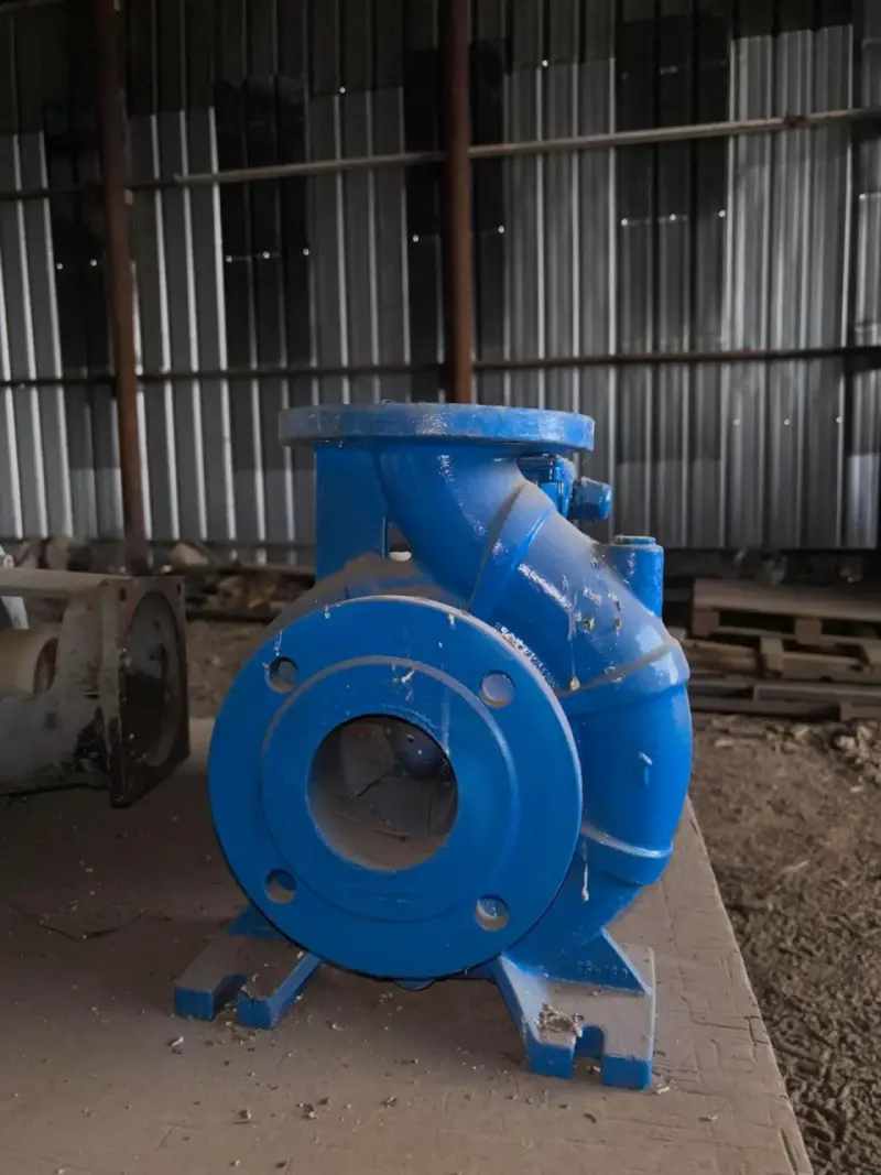 Bomba de agua industrial azul 7.5 kW - 2