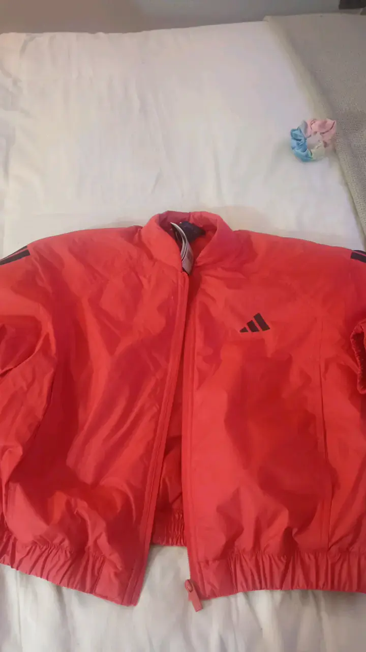 Chaqueta roja Adidas para mujer talla L - 1