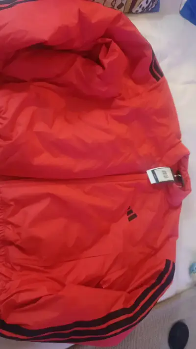 Chaqueta roja Adidas para mujer talla L - miniatura 3
