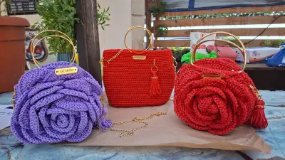Cartera tejida a mano Luz Mary color lila - miniatura 2
