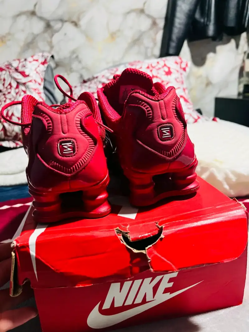 Zapatillas deportivas rojas Nike Shox para hombre - 3