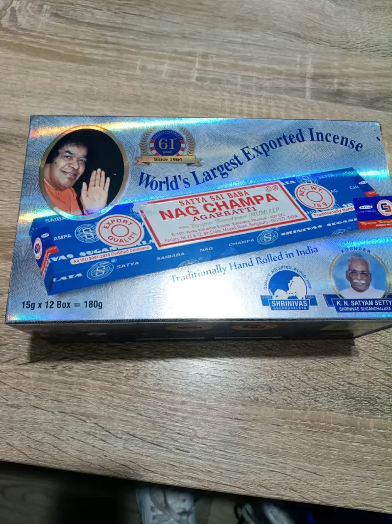 Incienso Satya Sai Baba Nag Champa 180g