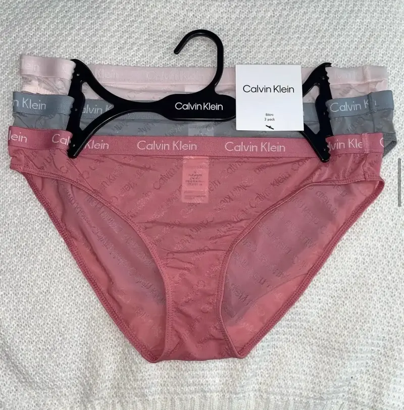 Pack de calzones Tommy Hilfiger, Calvin Klein y Juicy Couture - 2