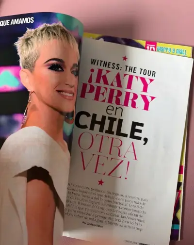 Revistas de moda con Katy Perry en portada - miniatura 4