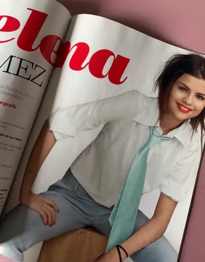 Revista Seventeen Chile Octubre 2012 con Selena Gomez - miniatura 4