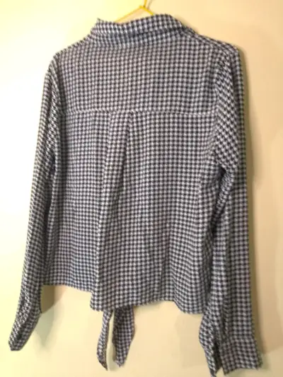 Blusa de mujer con diseño pata de gallo - miniatura 4